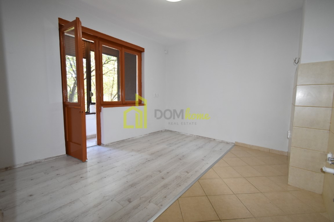 Dvosoban stan 53m2, Preko Morače